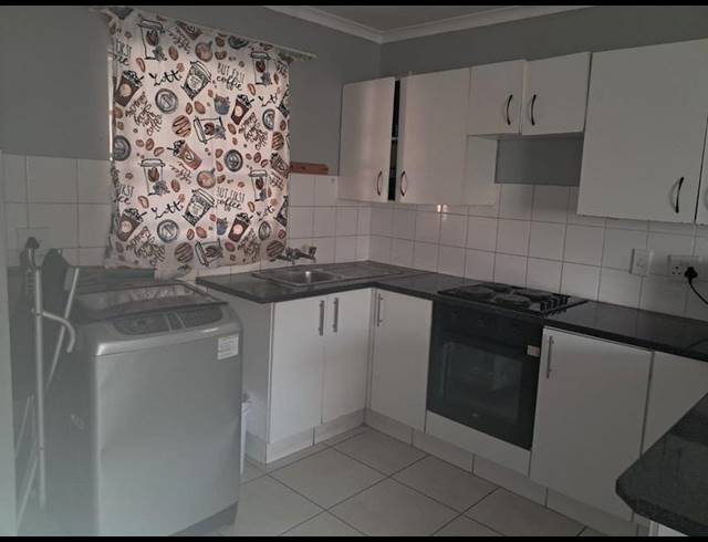 3 BEDROOM APARTMENT FOR SALE IN RAVENSWOOD